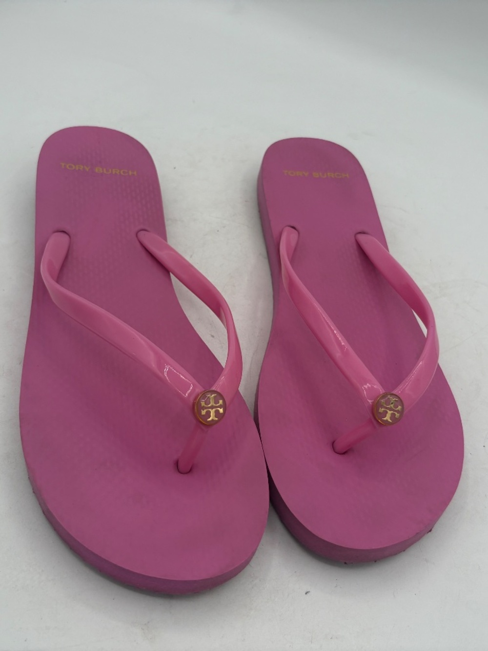 Tory Burch Logo Pink Magnolia Rosa gold T Logo Flip Flop Size 9